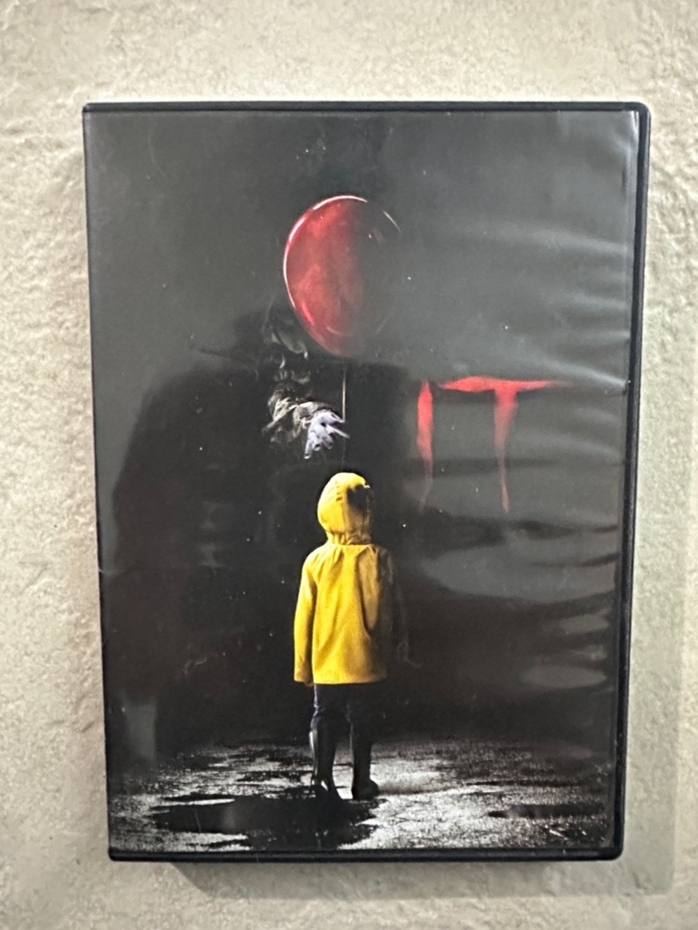 IT Horror Movie Poster - Yellow & Red Home Art Print